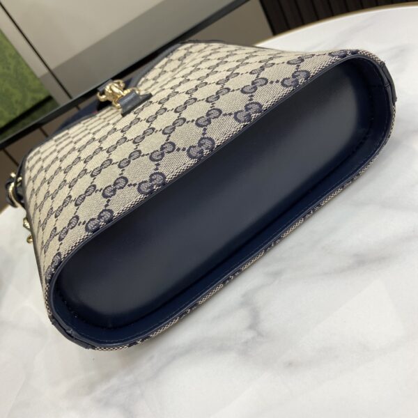Gucci MEDIUM BUCKET SHOULDER BAG