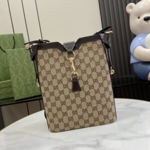 Gucci MEDIUM BUCKET SHOULDER BAG