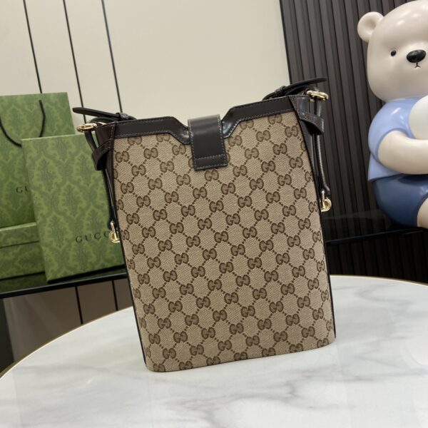 Gucci MEDIUM BUCKET SHOULDER BAG