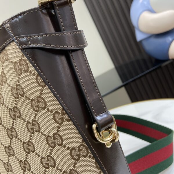 Gucci MEDIUM BUCKET SHOULDER BAG