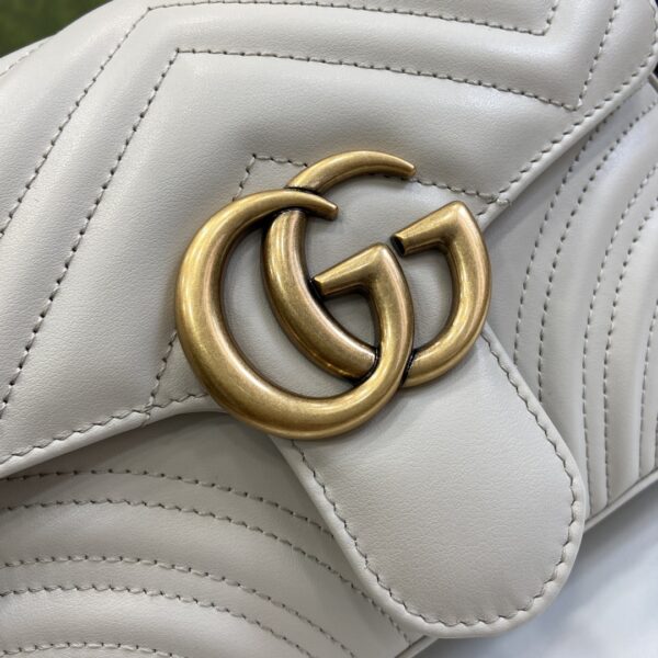 Gucci GG MARMONT MINI TOP HANDLE BAG