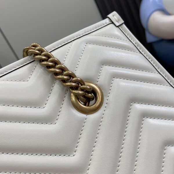 Gucci GG MARMONT MEDIUM TOTE