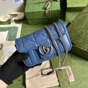 Gucci GG Marmont Super Mini Bag