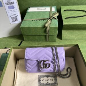 Gucci GG Marmont Super Mini Bag