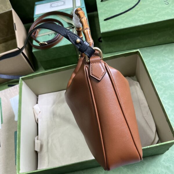 GUCCI DIANA MEDIUM SHOULDER BAG