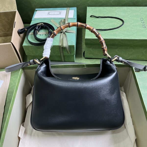 GUCCI DIANA MEDIUM SHOULDER BAG