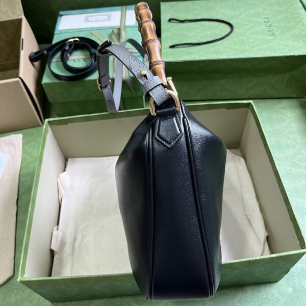 GUCCI DIANA MEDIUM SHOULDER BAG
