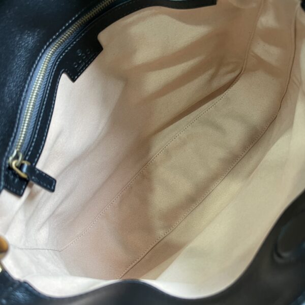 GUCCI DIANA MEDIUM SHOULDER BAG