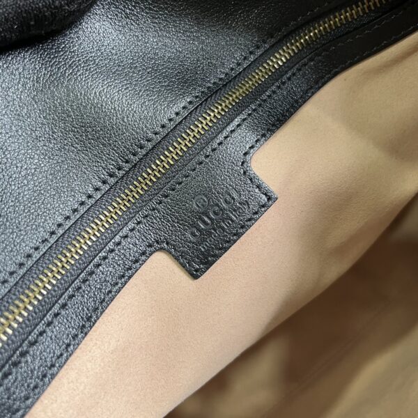 GUCCI DIANA MEDIUM SHOULDER BAG