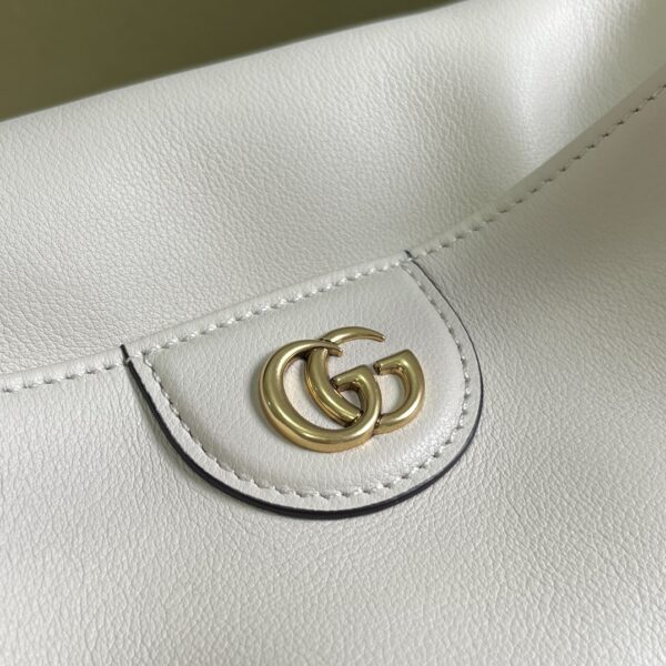 GUCCI DIANA MEDIUM SHOULDER BAG