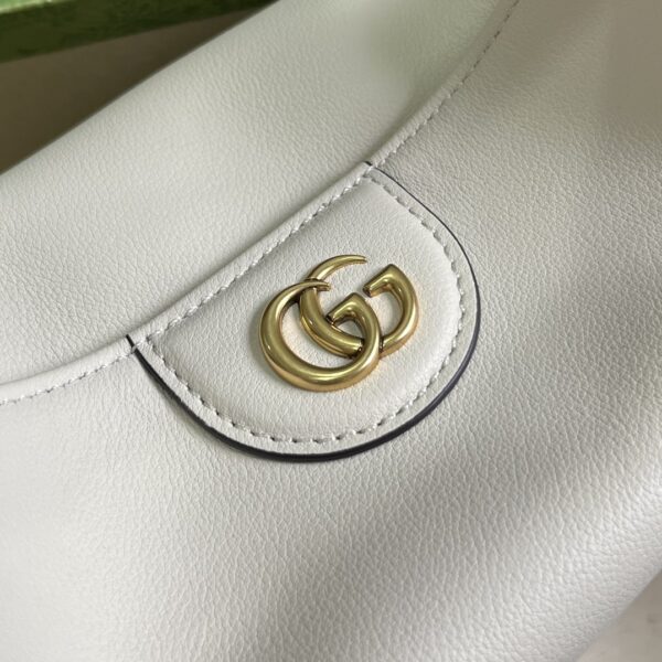 Gucci Diana Small Bag