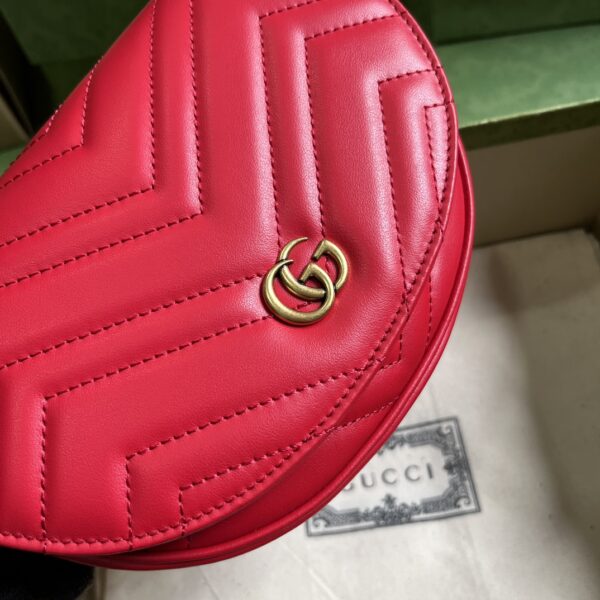 Gucci GG MARMONT MATELASSÉ CHAIN MINI BAG