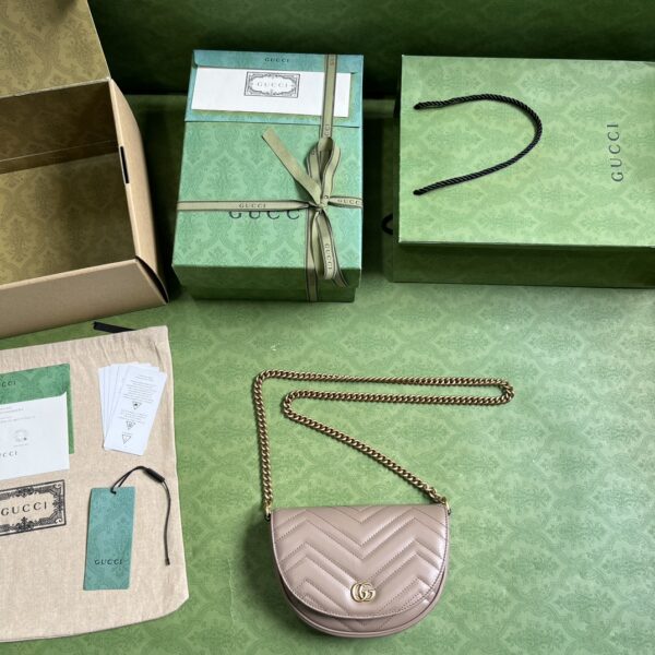 Gucci GG MARMONT MATELASSÉ CHAIN MINI BAG