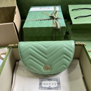 Gucci GG MARMONT MATELASSÉ CHAIN MINI BAG