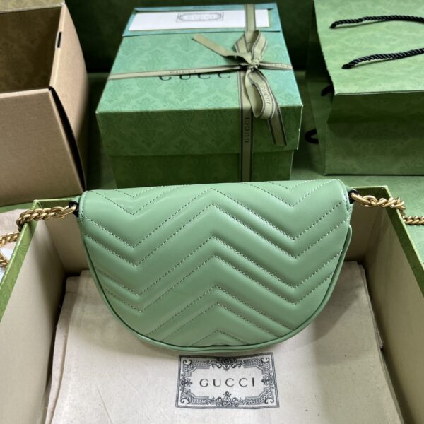 Gucci GG MARMONT MATELASSÉ CHAIN MINI BAG