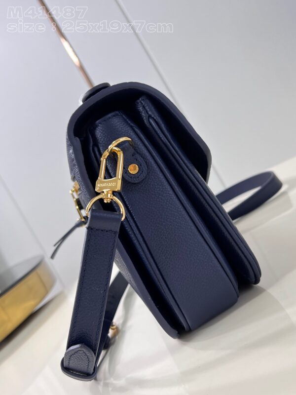 Louis Vuitton Pochette Metis