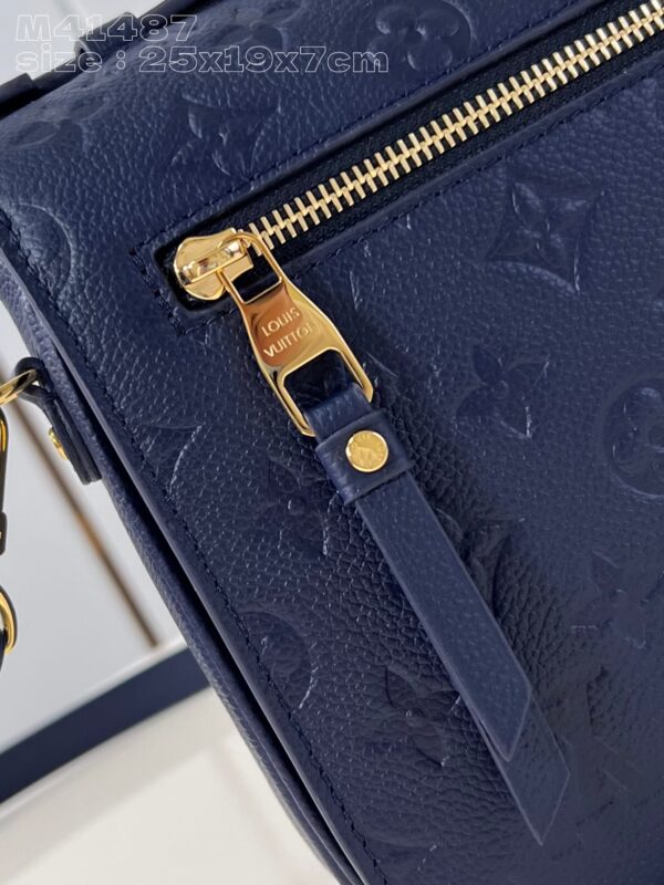 Louis Vuitton Pochette Metis