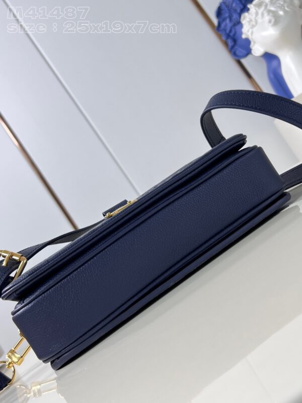 Louis Vuitton Pochette Metis