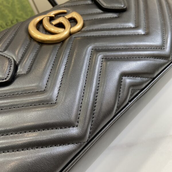 Gucci GG MARMONT MEDIUM TOP HANDLE BAG