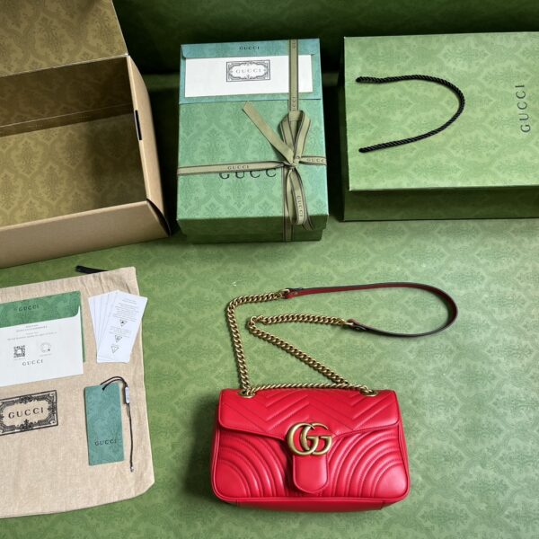 Gucci GG MARMONT SMALL SHOULDER BAG