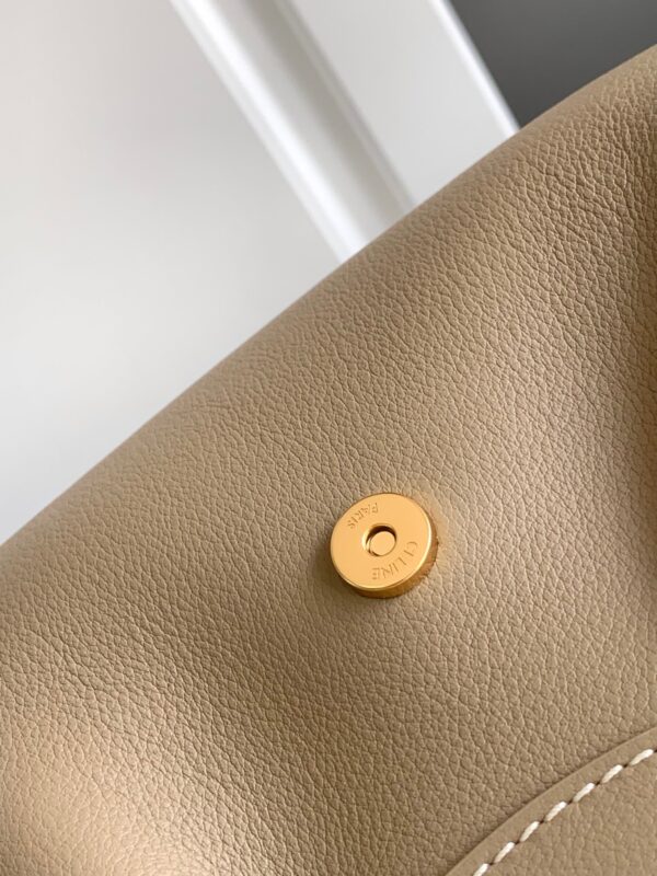 Celine MEDIUM POLLY BAG