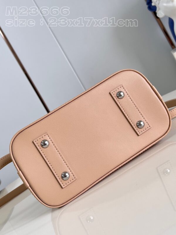 Louis Vuitton Alma BB