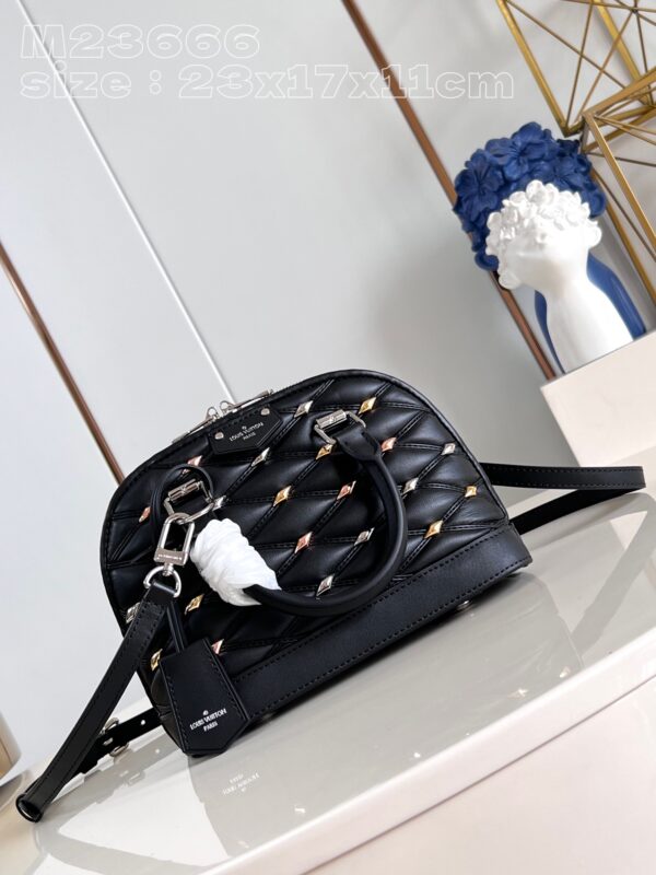 Louis Vuitton Alma BB