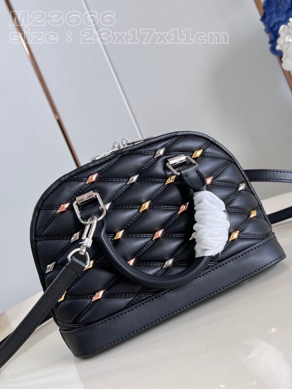 Louis Vuitton Alma BB