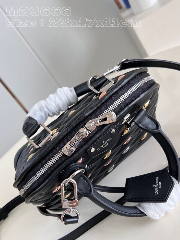 Louis Vuitton Alma BB
