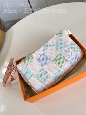 Louis Vuitton Pochette Accessoires