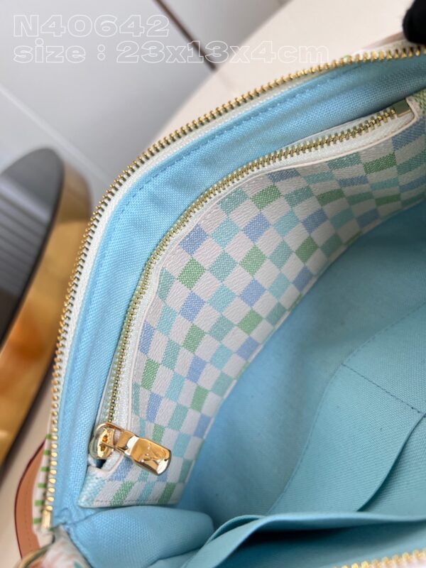 Louis Vuitton Pochette Accessoires