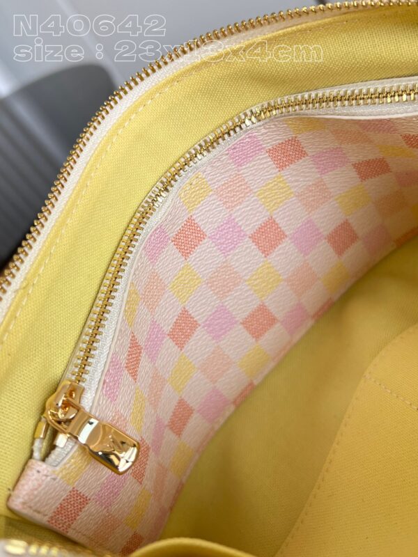 Louis Vuitton Pochette Accessoires