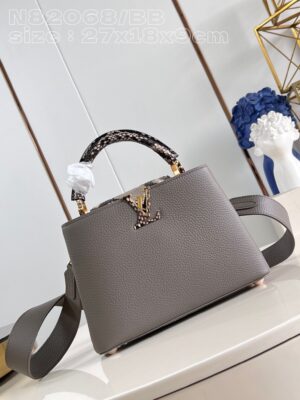 Louis Vuitton Capucines BB Small