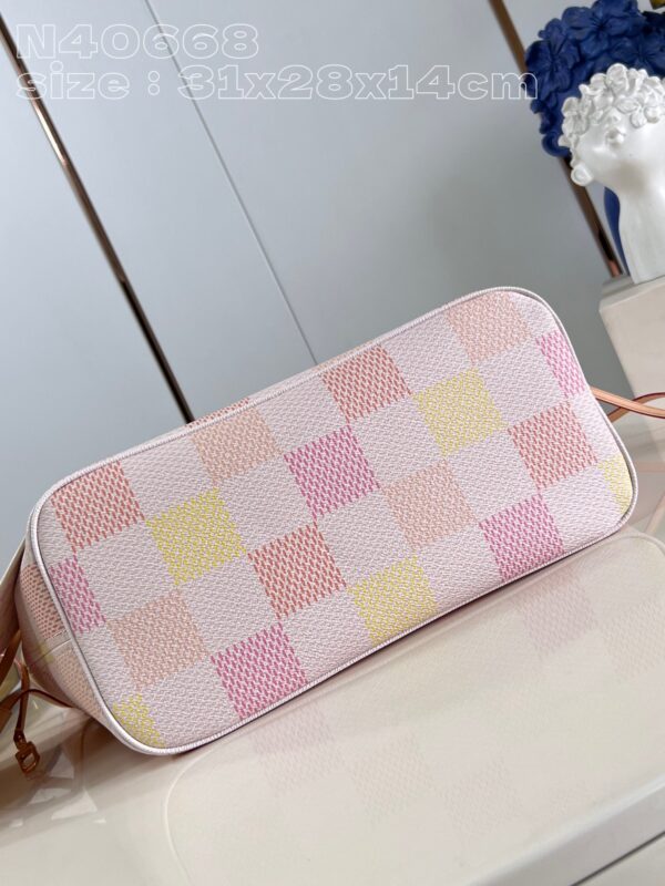 Louis Vuitton Neverfull MM