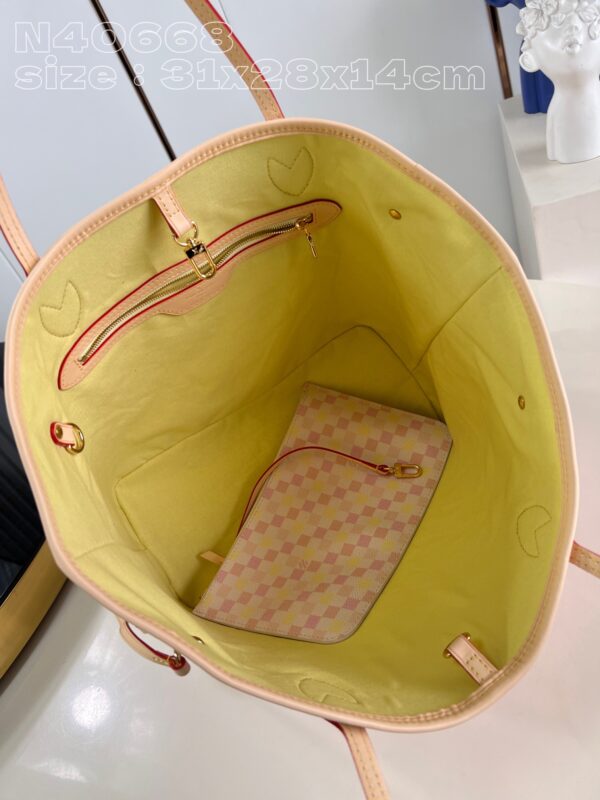Louis Vuitton Neverfull MM