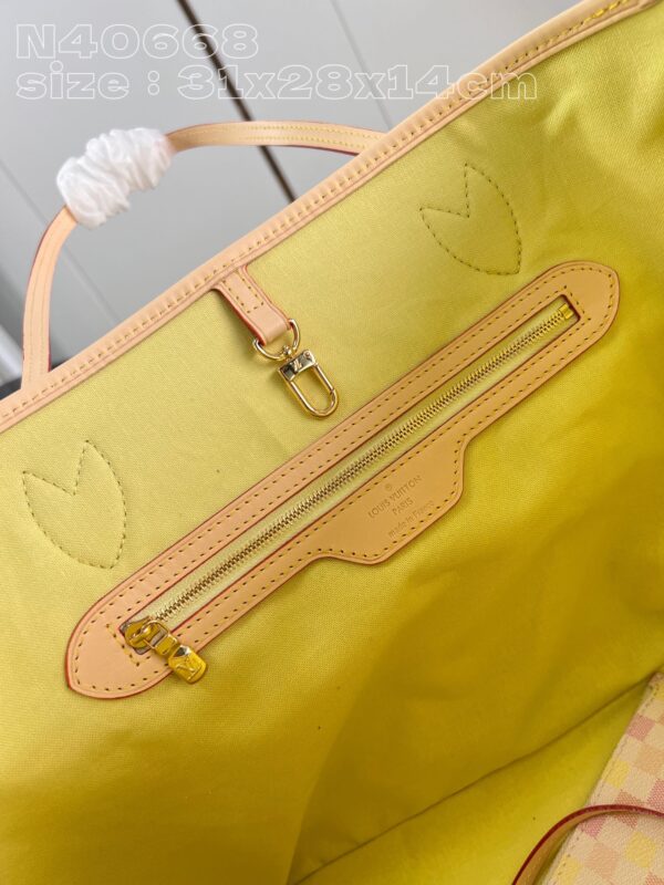 Louis Vuitton Neverfull MM