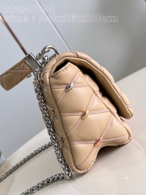 Louis Vuitton GO-14 MM