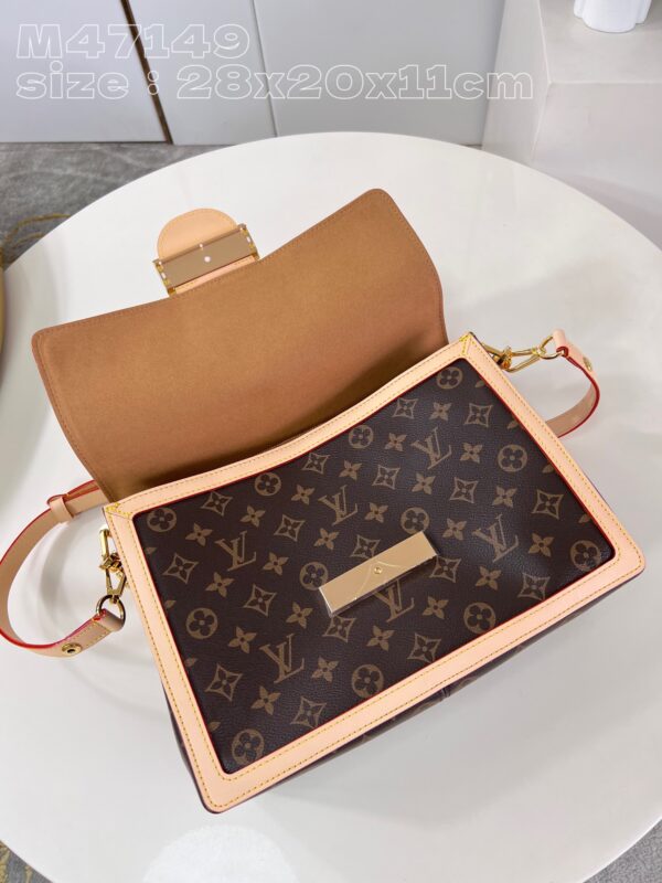 Louis Vuitton Dauphine Soft GM