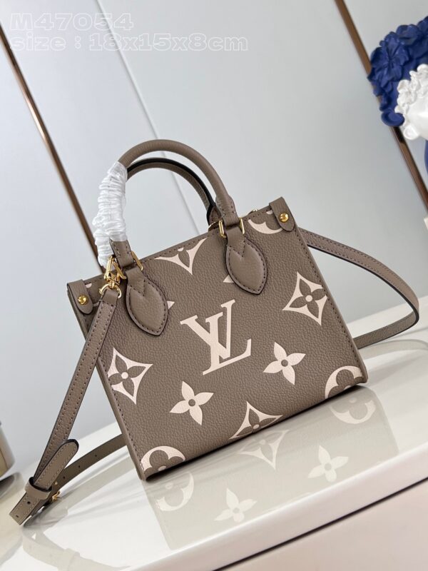 Louis Vuitton OnTheGo BB