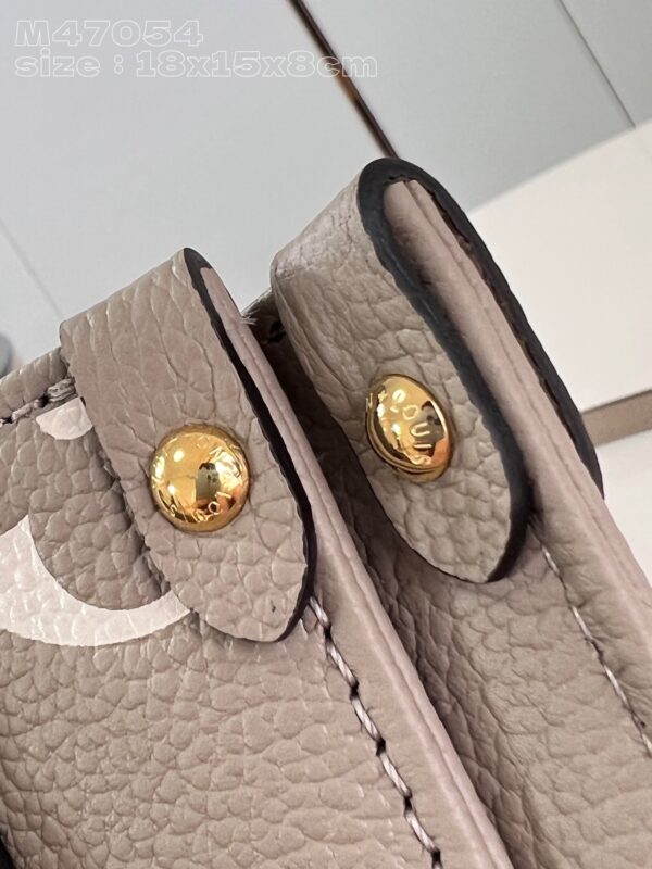 Louis Vuitton OnTheGo BB