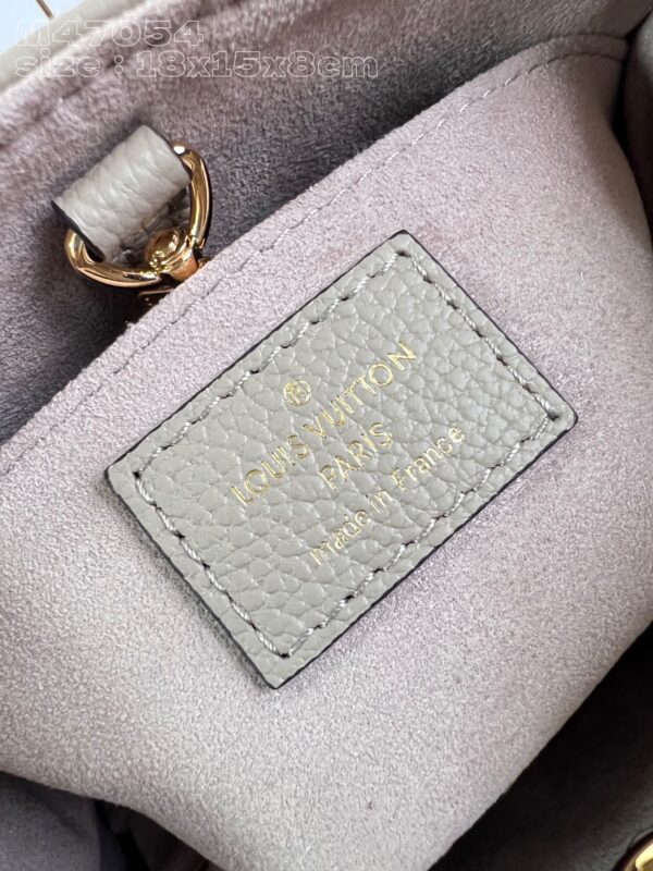 Louis Vuitton OnTheGo BB