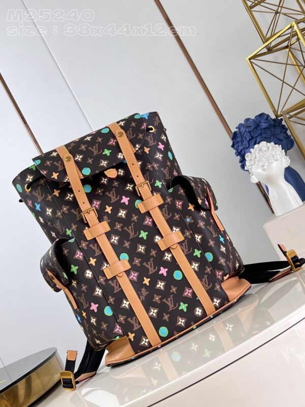Louis Vuitton Christopher MM
