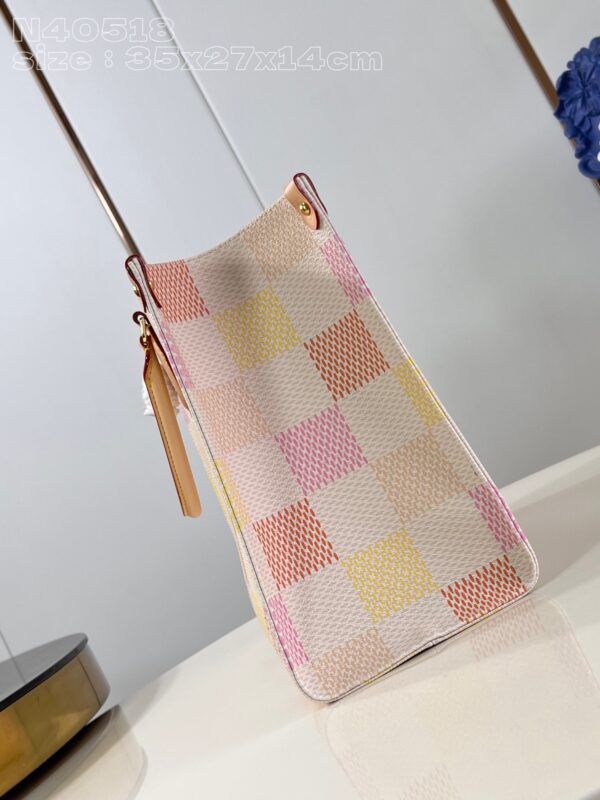 Louis Vuitton OnTheGo MM Tote