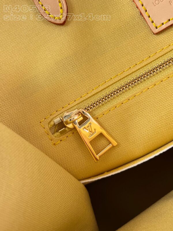 Louis Vuitton OnTheGo MM Tote