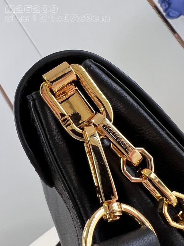 Louis Vuitton Dauphine Soft MM