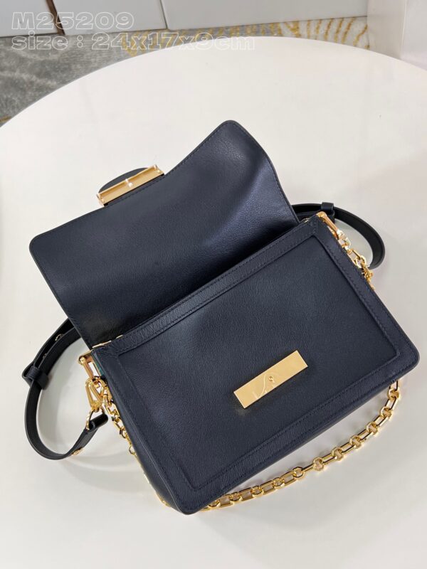 Louis Vuitton Dauphine Soft MM