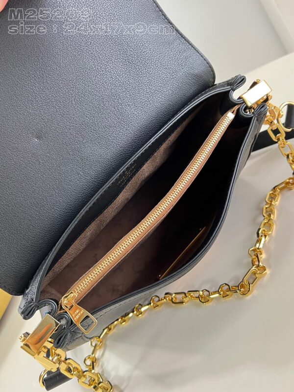 Louis Vuitton Dauphine Soft MM