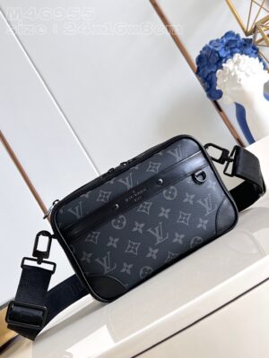 Louis Vuitton Alpha Messenger