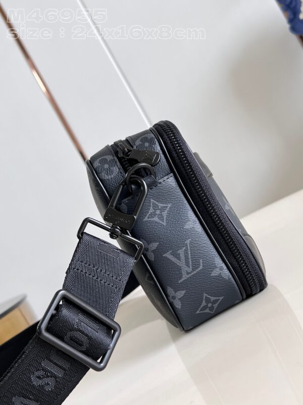 Louis Vuitton Alpha Messenger