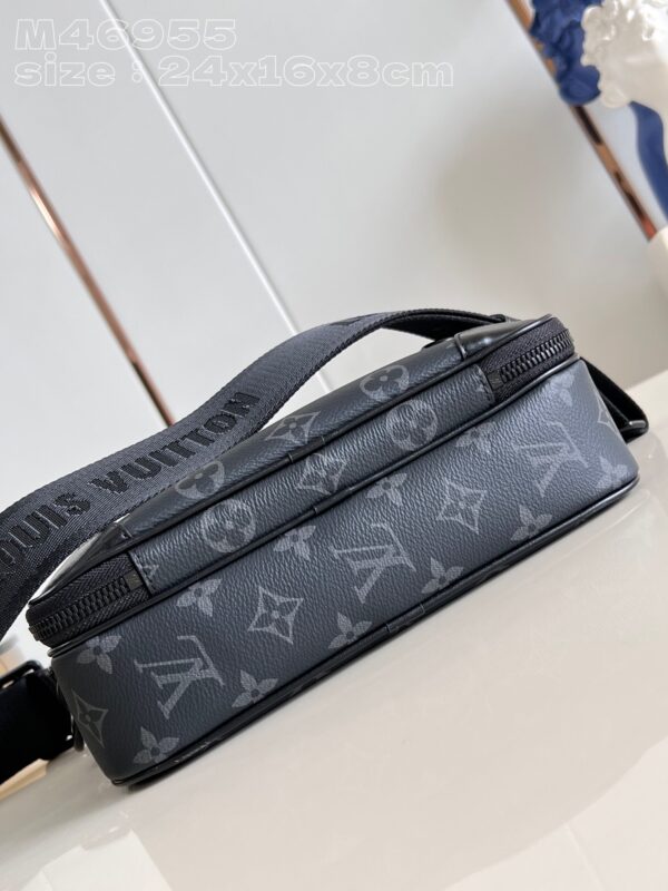 Louis Vuitton Alpha Messenger